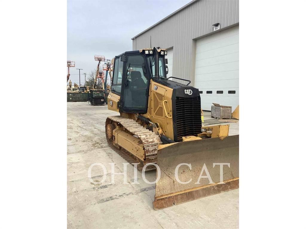 CAT D1 XL بلدوزرات مجنزرة