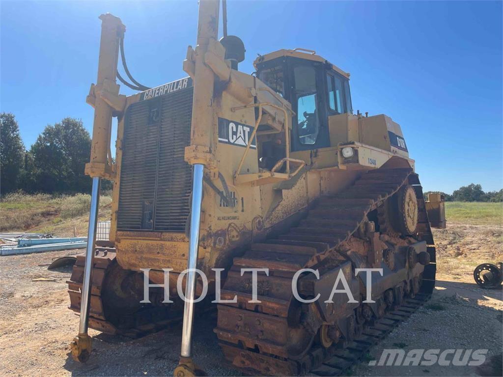 CAT D10R بلدوزرات مجنزرة