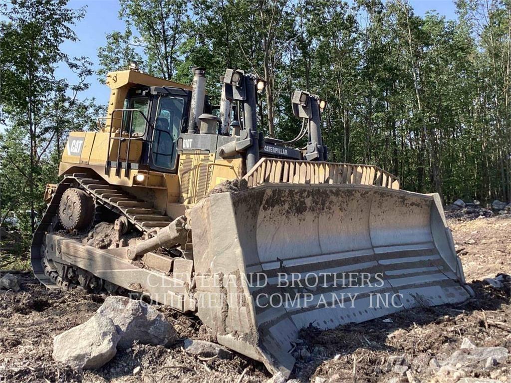 CAT D10T بلدوزرات مجنزرة