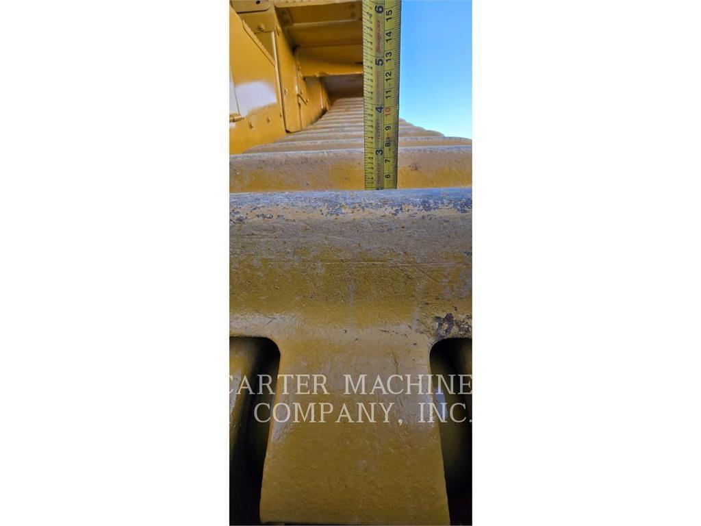 CAT D10T RBLD بلدوزرات مجنزرة