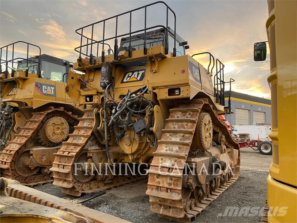 CAT D10T2 بلدوزرات مجنزرة