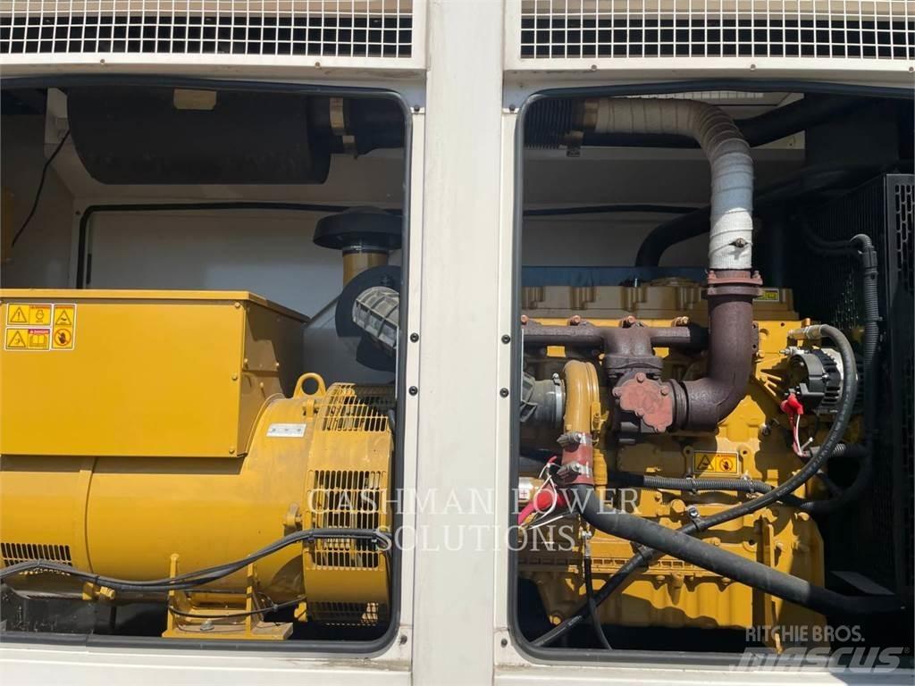 CAT D150-8 مولدات ديزل