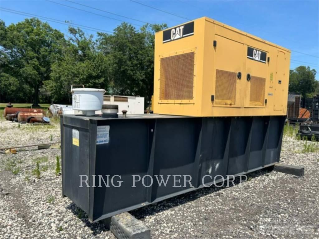 CAT D150-8 مولدات ديزل