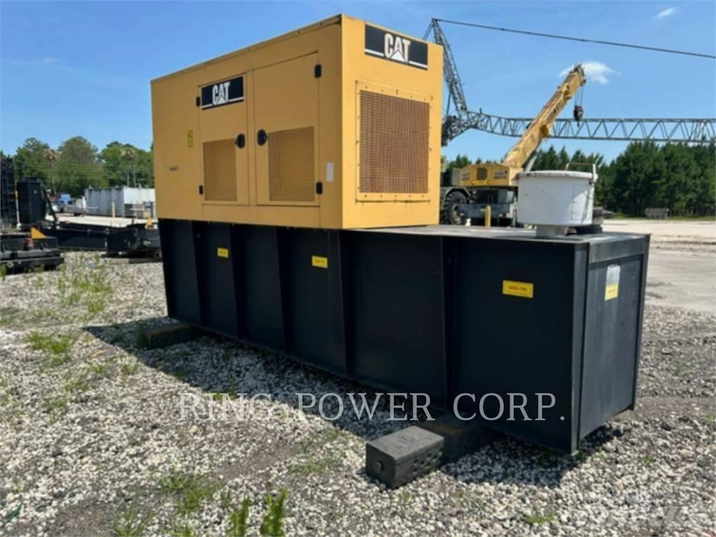 CAT D150-8 مولدات ديزل