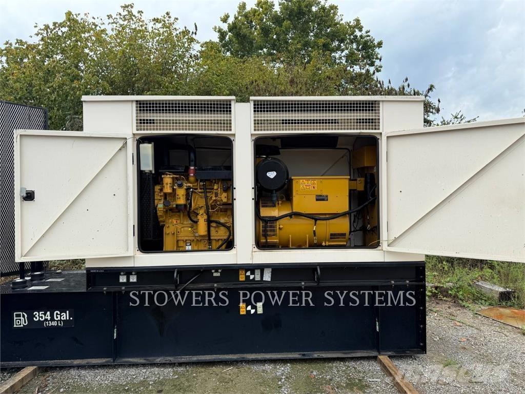 CAT D175 مولدات ديزل