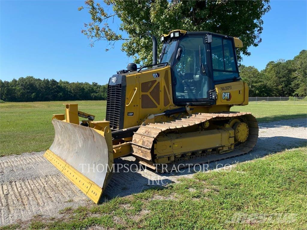 CAT D1LGP بلدوزرات مجنزرة