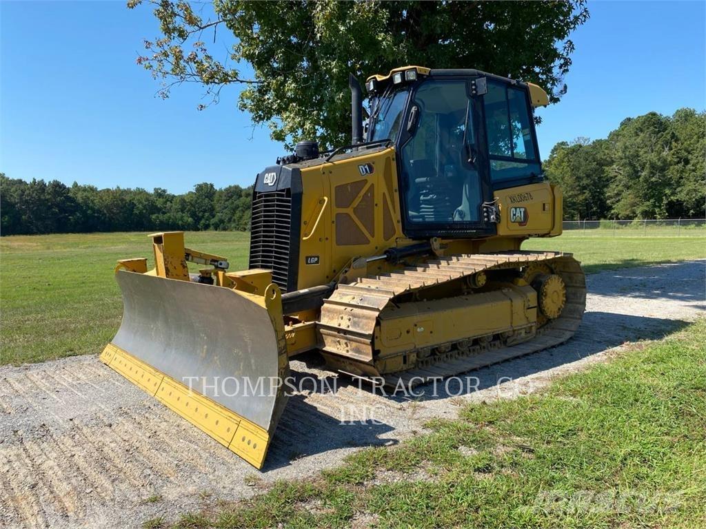 CAT D1LGP بلدوزرات مجنزرة