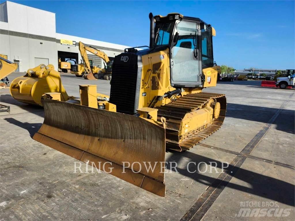 CAT D1LGPCAB بلدوزرات مجنزرة