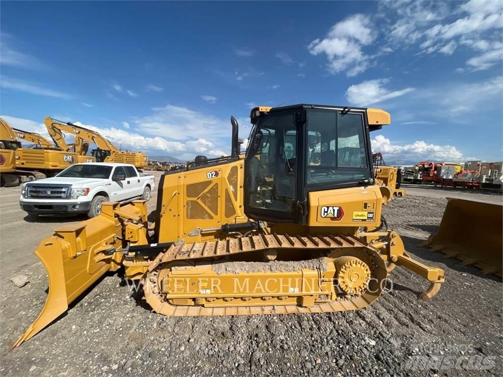 CAT D2 XL بلدوزرات مجنزرة