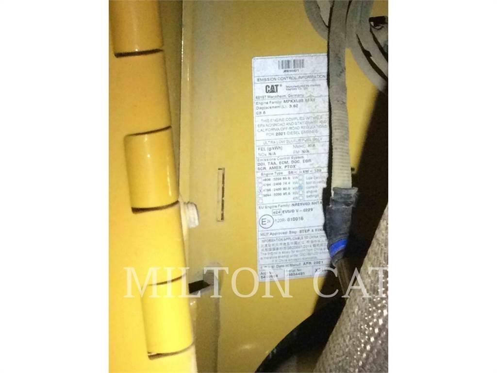CAT D3 بلدوزرات مجنزرة