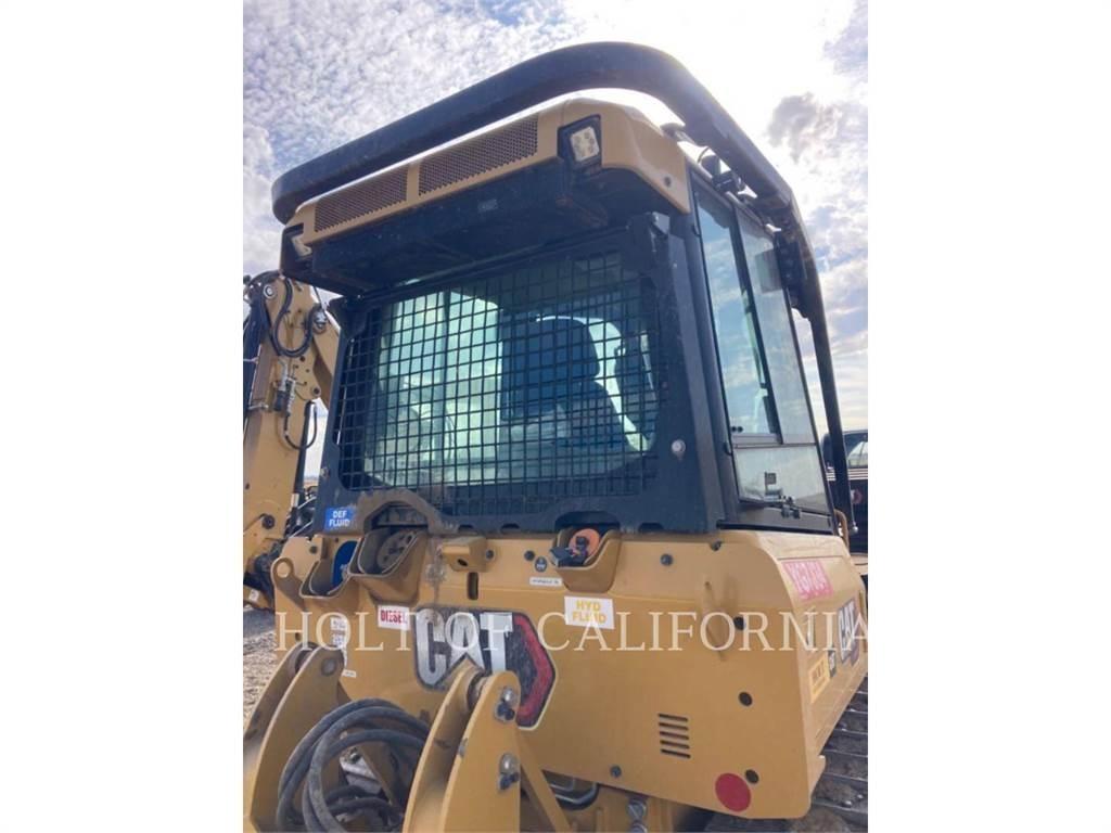 CAT D3 بلدوزرات مجنزرة