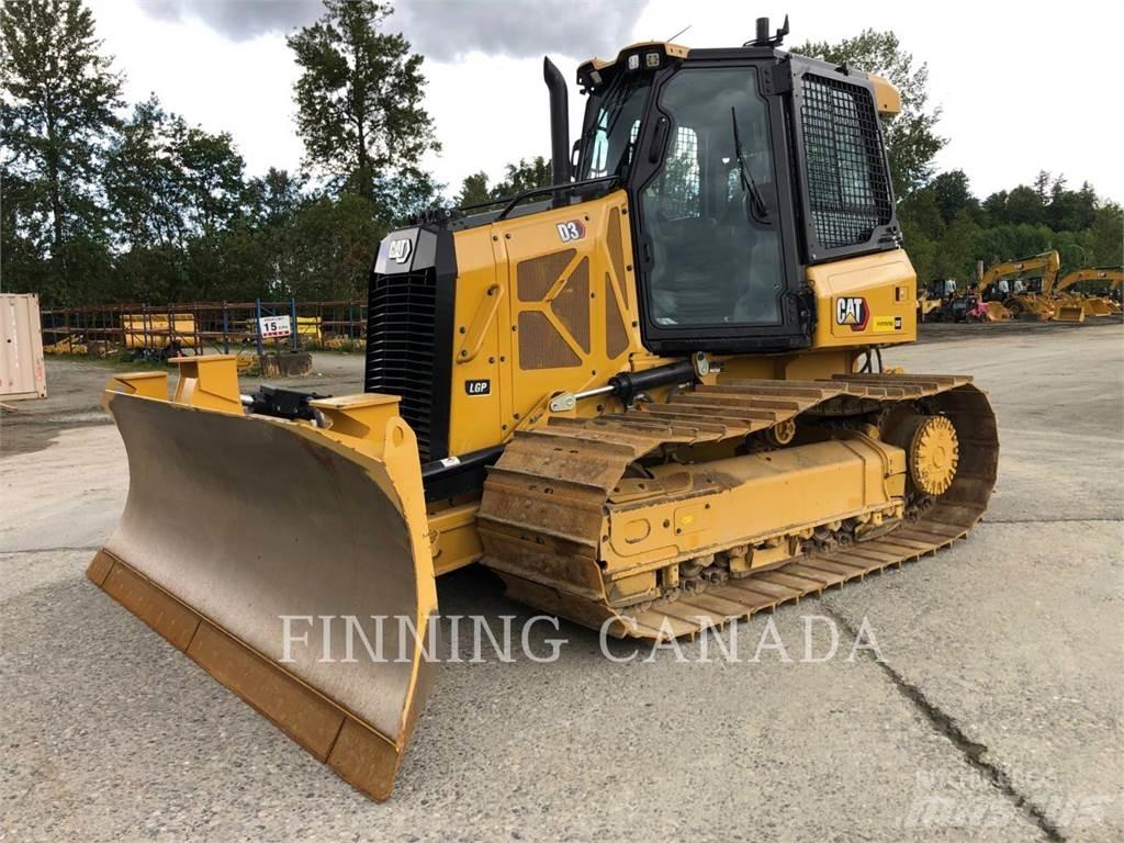 CAT D3-12 بلدوزرات مجنزرة