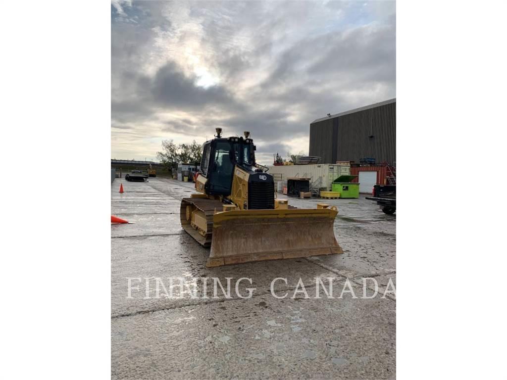 CAT D3-12 بلدوزرات مجنزرة