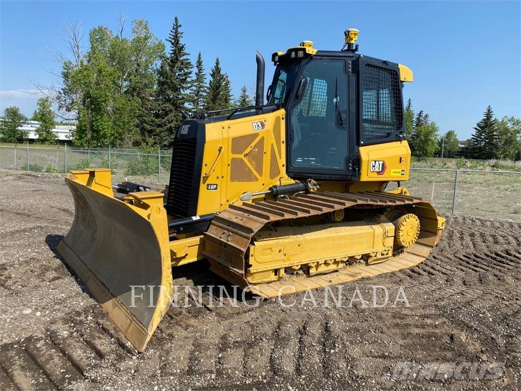 CAT D3-12 بلدوزرات مجنزرة