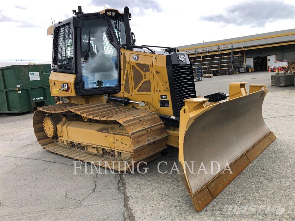 CAT D3-12 بلدوزرات مجنزرة