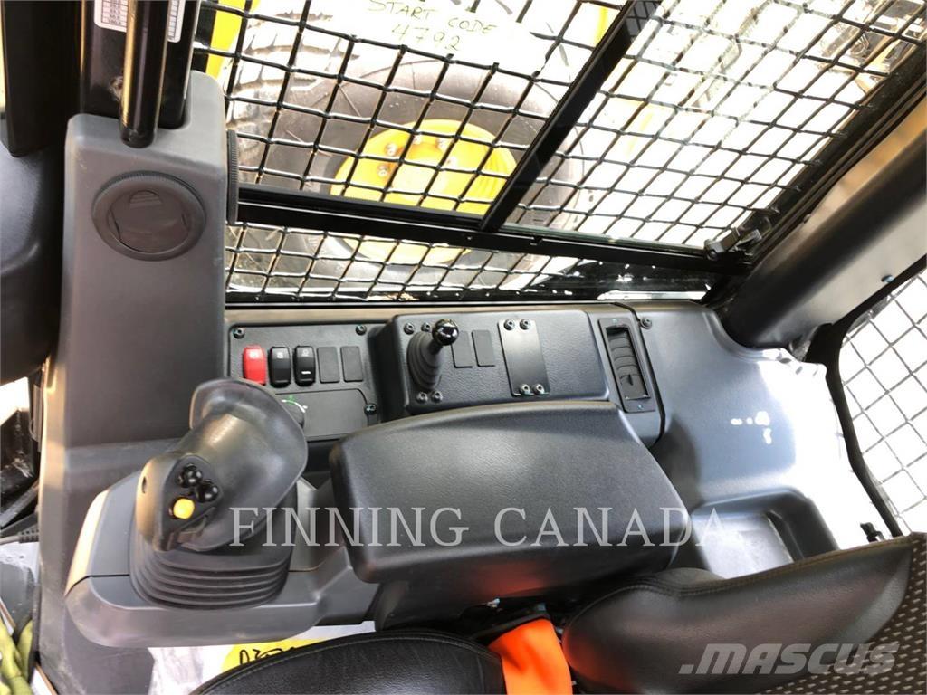 CAT D3-12 بلدوزرات مجنزرة