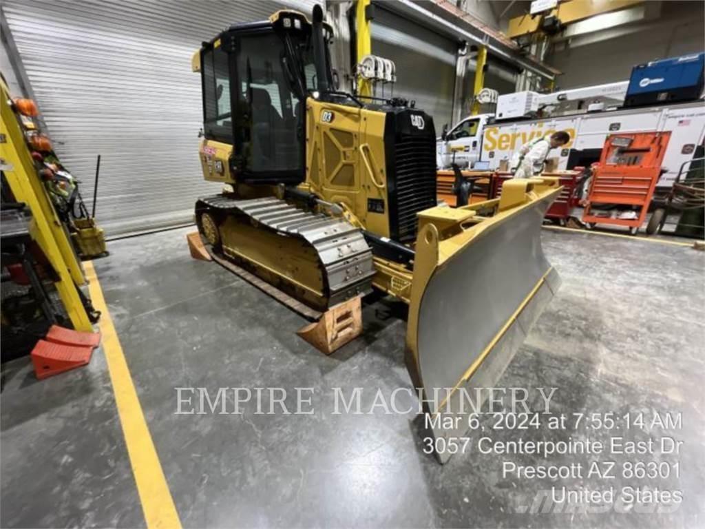 CAT D3-12 ARO بلدوزرات مجنزرة