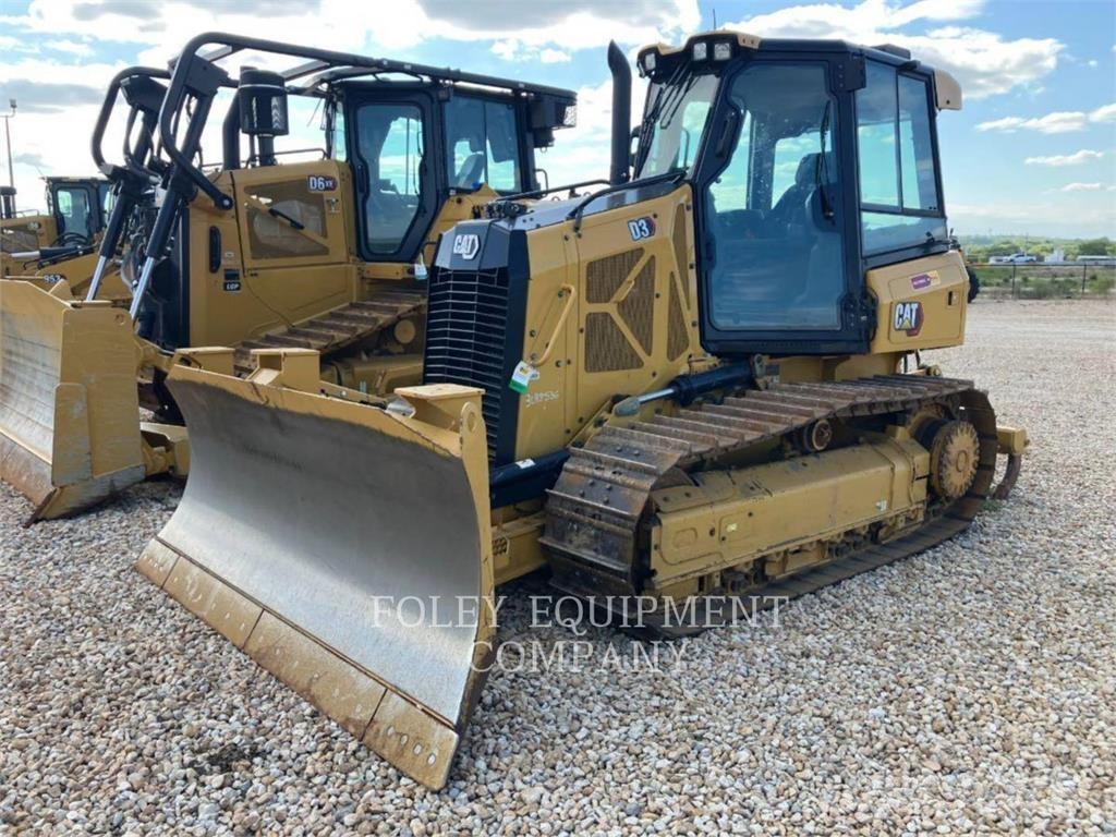 CAT D3-12I بلدوزرات مجنزرة
