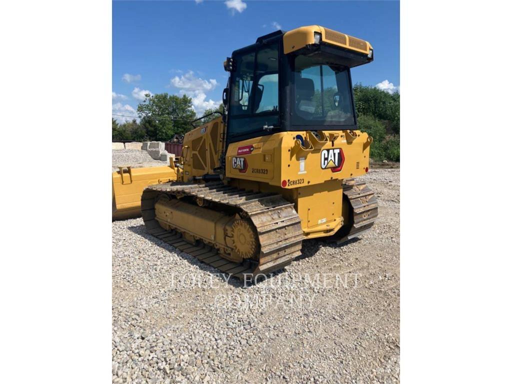 CAT D3-12LGI بلدوزرات مجنزرة