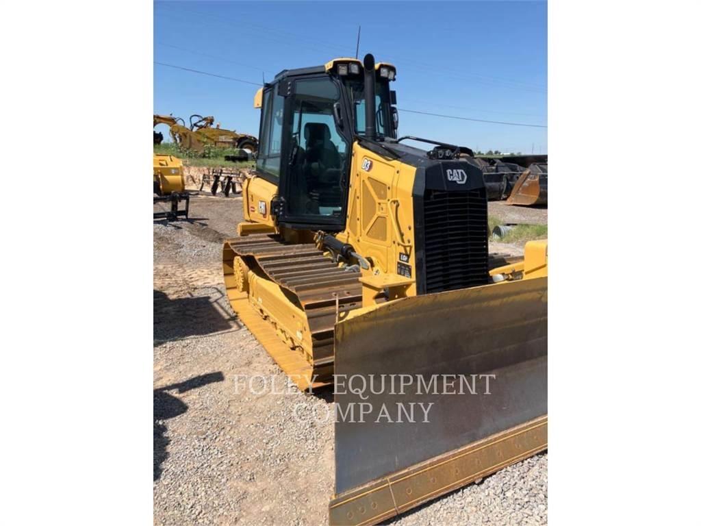 CAT D3-12LGI بلدوزرات مجنزرة