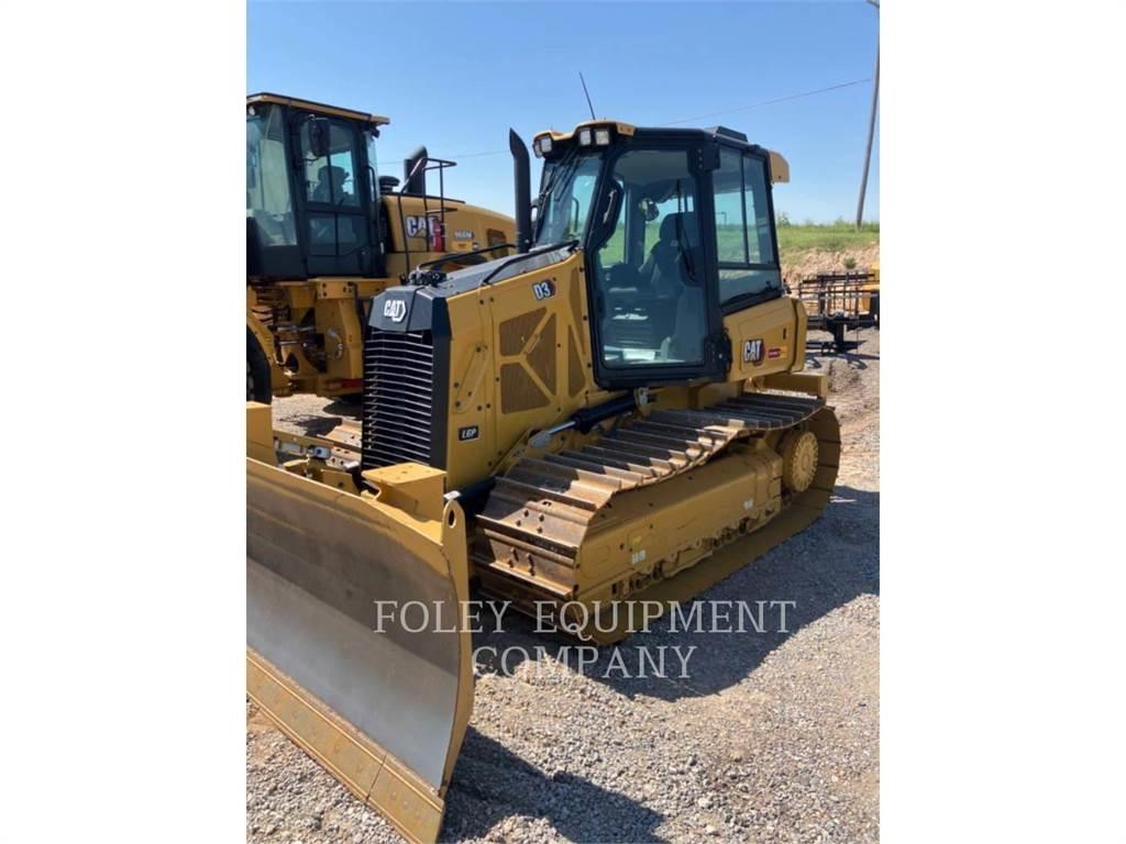 CAT D3-12LGI بلدوزرات مجنزرة