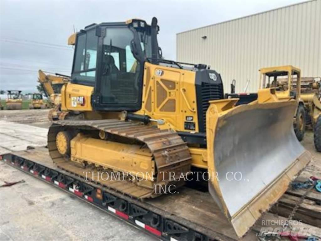 CAT D3-12LGP بلدوزرات مجنزرة