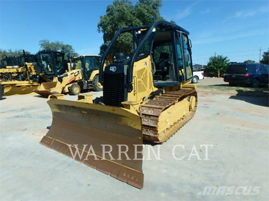 CAT D3 ARO بلدوزرات مجنزرة