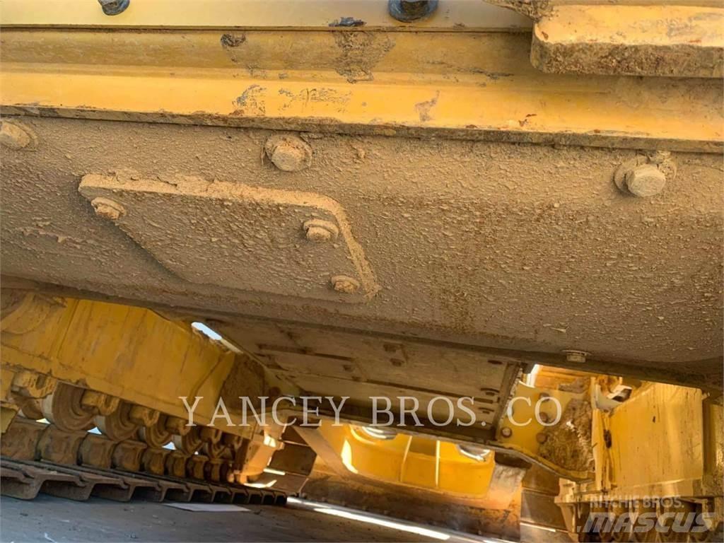 CAT D3 LGP بلدوزرات مجنزرة