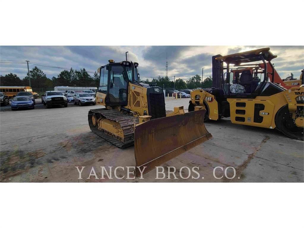 CAT D3 LGP بلدوزرات مجنزرة