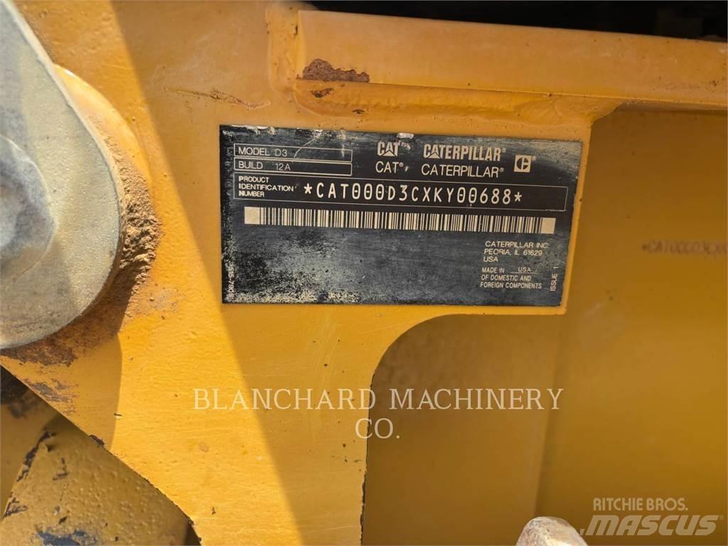 CAT D3 LGP بلدوزرات مجنزرة
