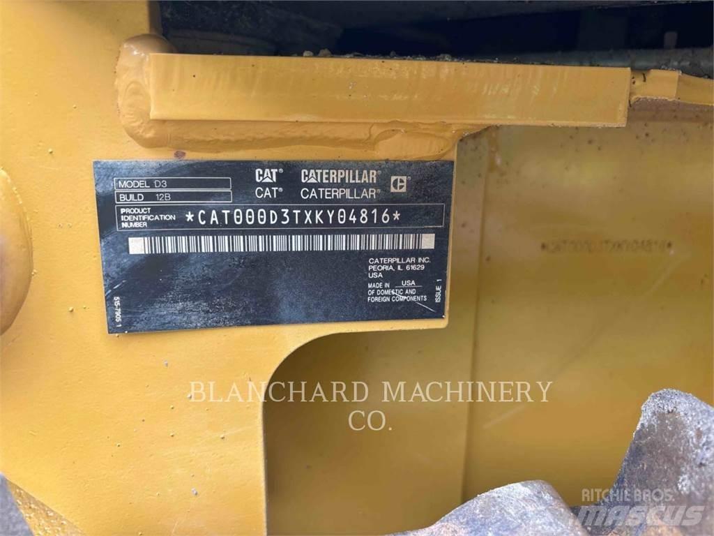 CAT D3 LGP بلدوزرات مجنزرة