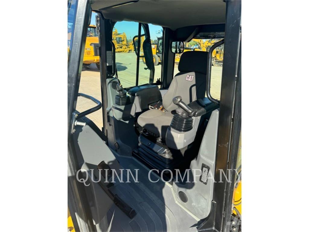 CAT D3 LGP بلدوزرات مجنزرة