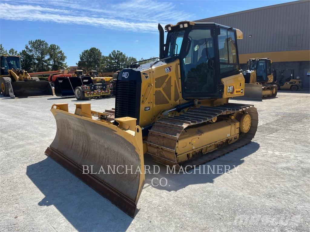CAT D3 LGP بلدوزرات مجنزرة