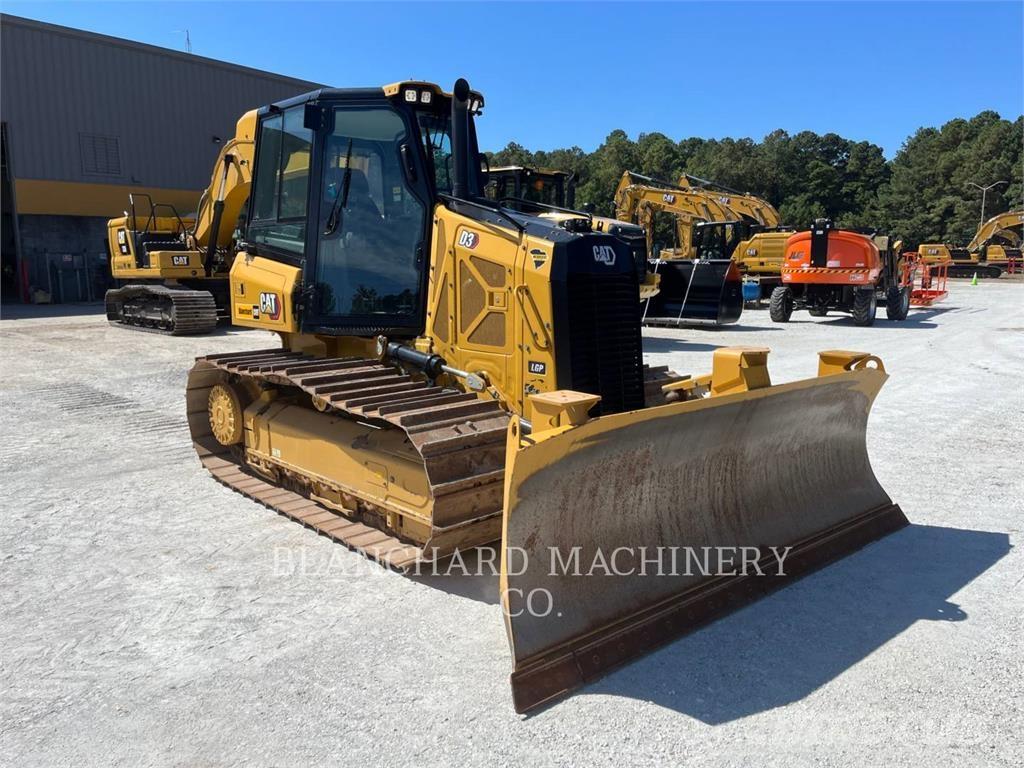 CAT D3 LGP بلدوزرات مجنزرة