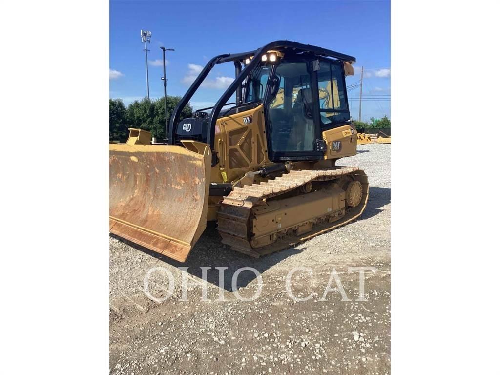 CAT D3 XL بلدوزرات مجنزرة