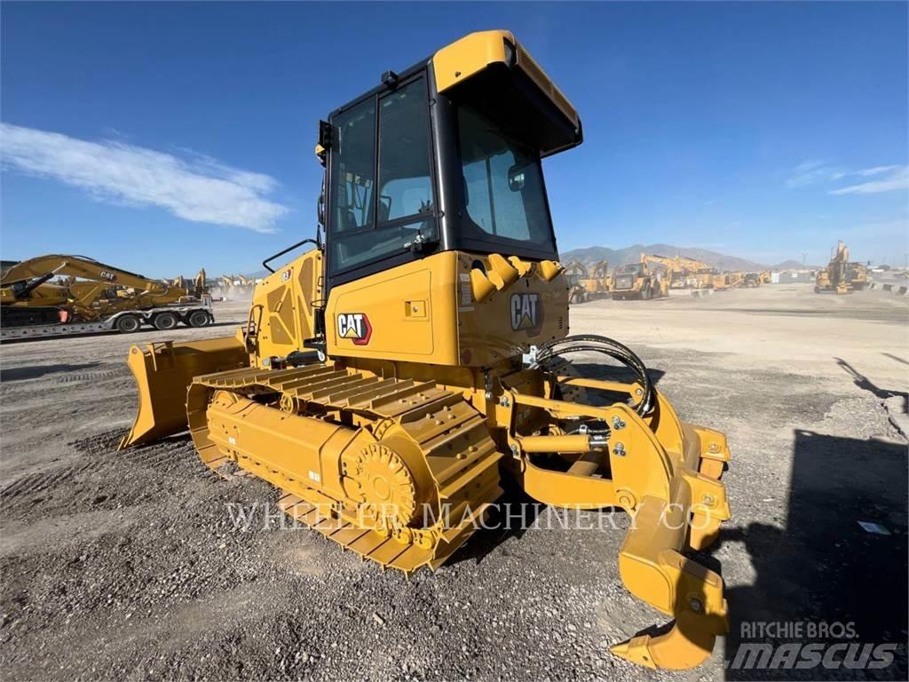 CAT D3 XL بلدوزرات مجنزرة