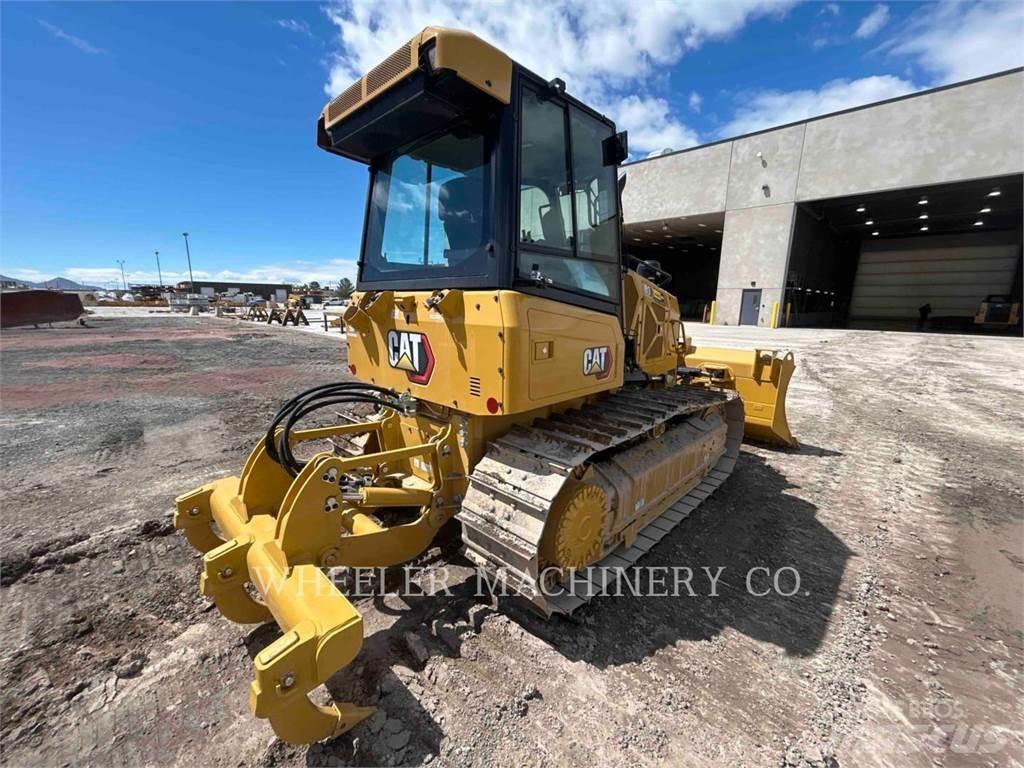 CAT D3 XL بلدوزرات مجنزرة