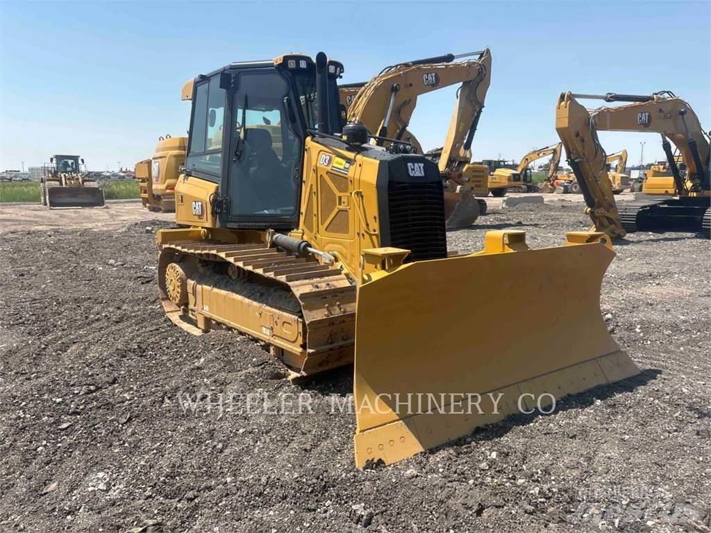 CAT D3 XL بلدوزرات مجنزرة
