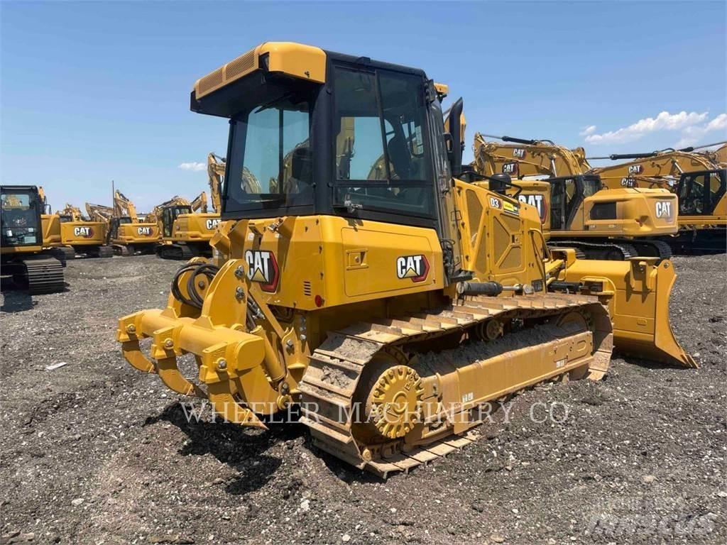 CAT D3 XL بلدوزرات مجنزرة