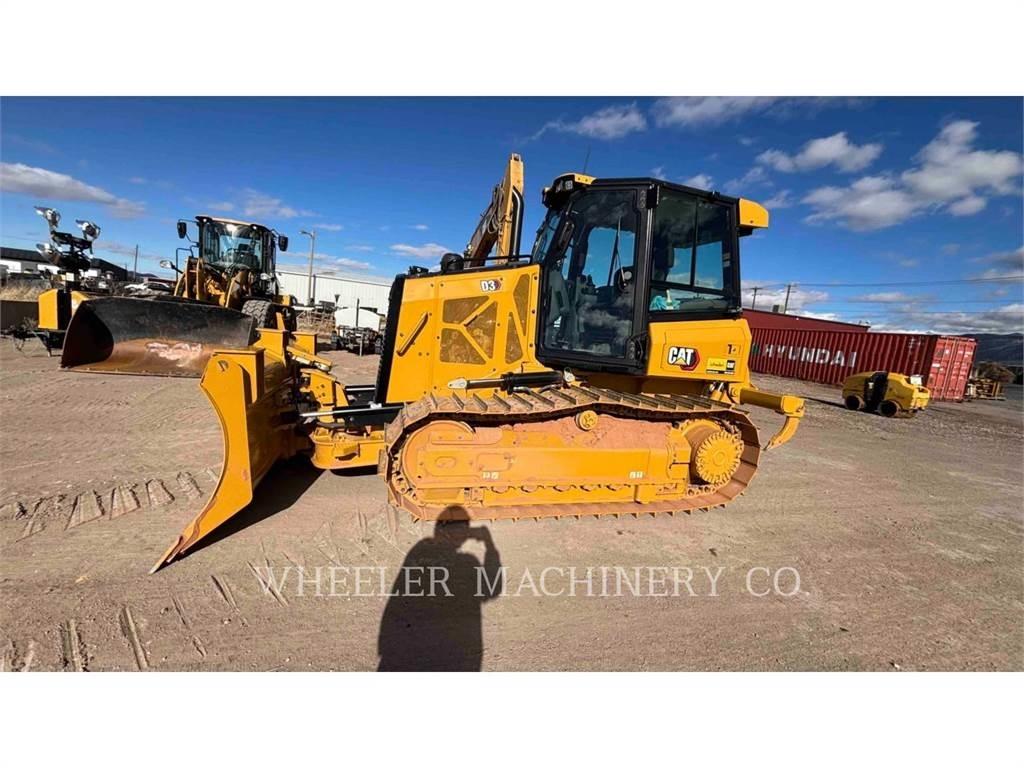CAT D3 XL بلدوزرات مجنزرة