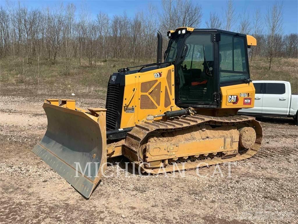 CAT D3 XL ASZ2 بلدوزرات مجنزرة
