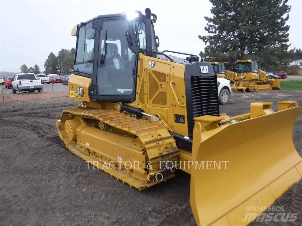 CAT D3 XLCB بلدوزرات مجنزرة