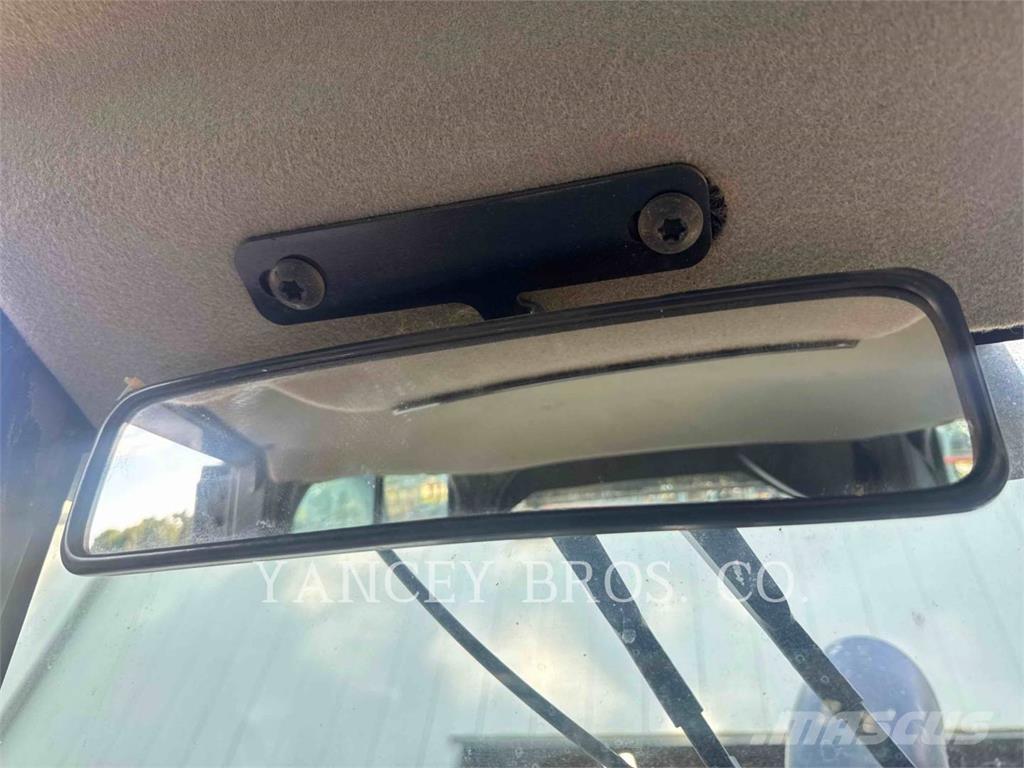 CAT D312 بلدوزرات مجنزرة