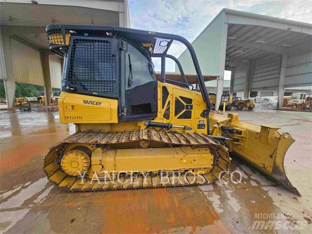 CAT D312LGP بلدوزرات مجنزرة