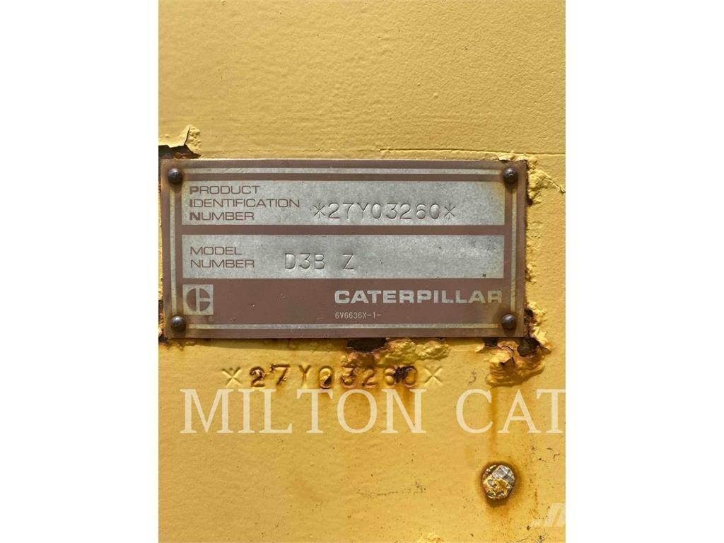 CAT D3B بلدوزرات مجنزرة