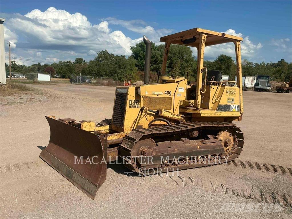 CAT D3C بلدوزرات مجنزرة