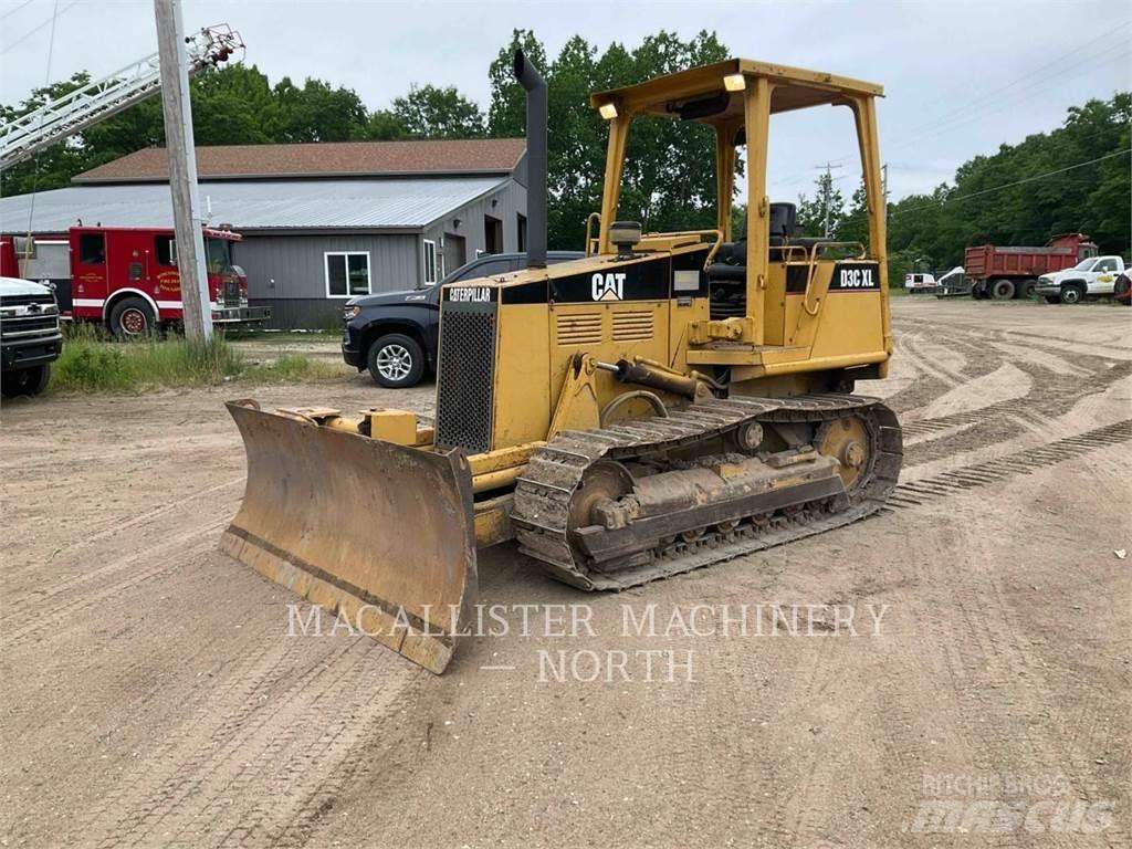 CAT D3CX بلدوزرات مجنزرة