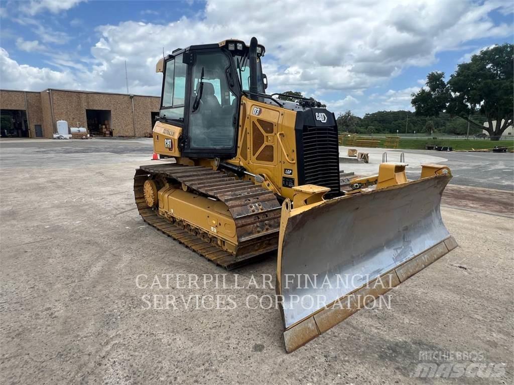 CAT D3G بلدوزرات مجنزرة