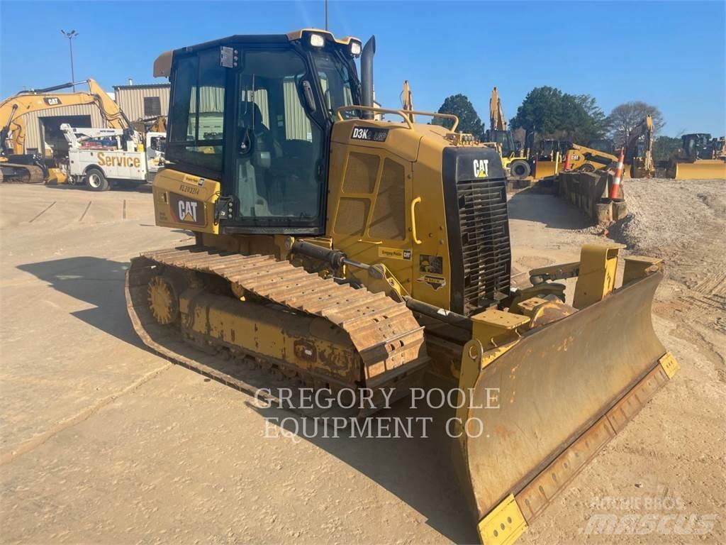 CAT D3K2LGP بلدوزرات مجنزرة