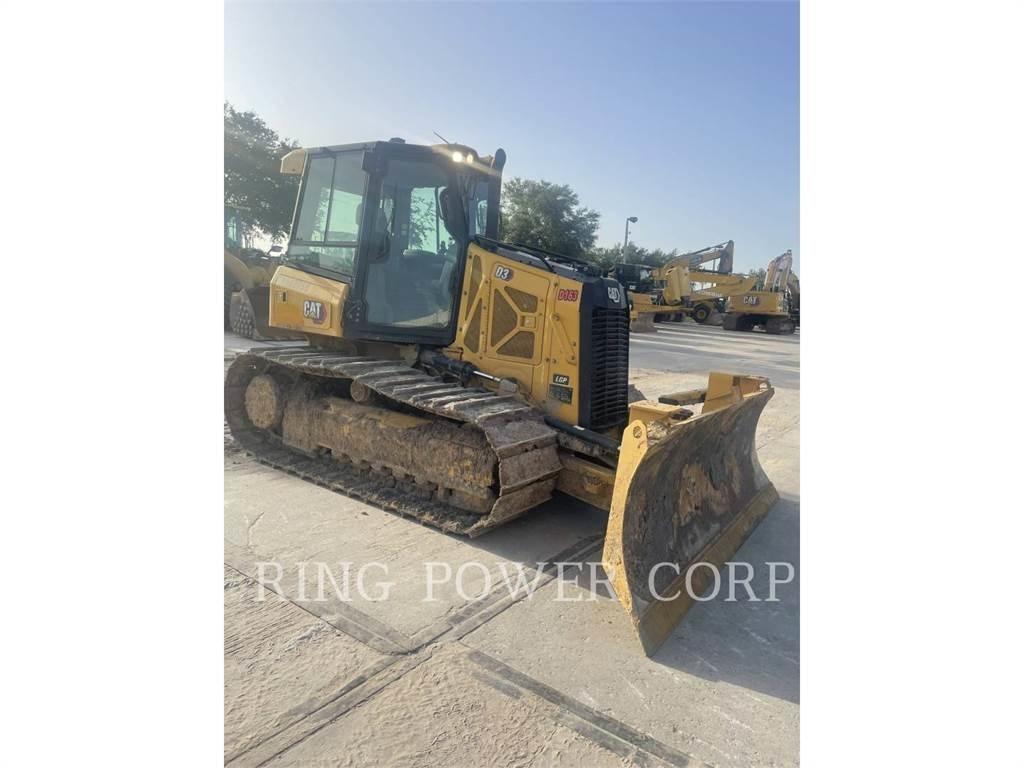 CAT D3LGP بلدوزرات مجنزرة